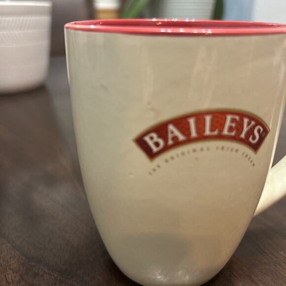BAILEYS IRISH CREAM MUG Ivory & Red Collectable R A Bailey Signature Ceramic Cup - Picture 5 of 6
